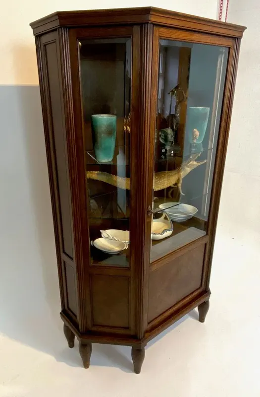 Dreiseitenvitrine, Eiche, neoklassizistisch, um 1910, Ansicht 3