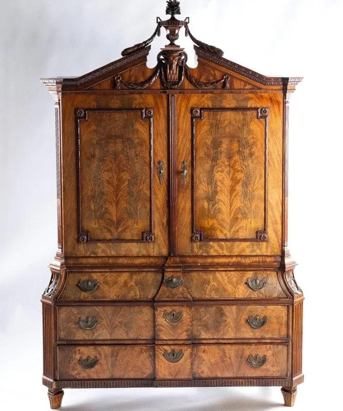 Klassizistische Aufsatzkommode, Mahagoni, Schleswig-Holstein um 1785
