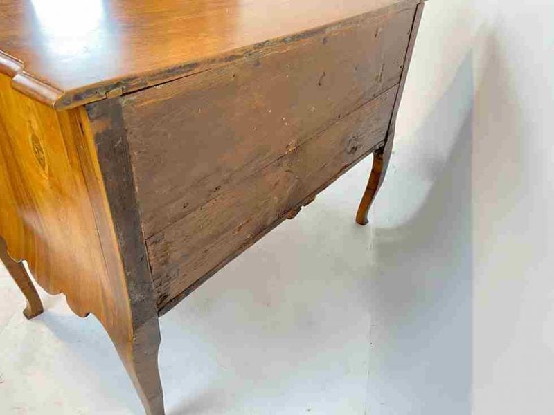 Barockkommode, Nussbaum furniert, 18. Jahrhundert, Ansicht 5