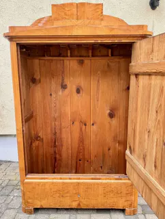 Biedermeier-Kleiderschrank, Blender, Birke, Berlin um 1830, Ansicht 3