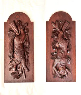 Paar geschnitzte Wandpaneele mit Jagdmotiven „Fuchs und Hase“ Schwarzwälder Schnitzarbeit, Ansicht 2