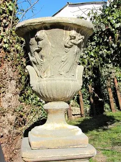 Große Amphorenvase MEDICI aus Steinguss, aus Parkauflösung, Ansicht 2