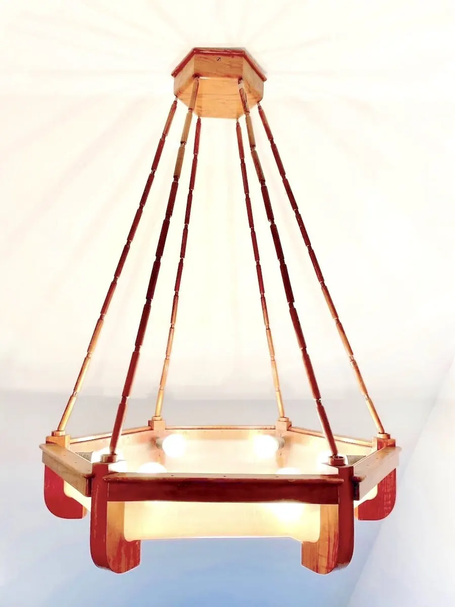 Große Art Deco Deckenlampe, Nussbaum, Frankreich um 1920, sechseckig, Ansicht 2