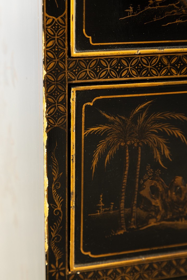 Kleine Chinoiserie-Kommode, viktorianischen Stil, schwarz mit gold. Bemalung — Ansicht 3