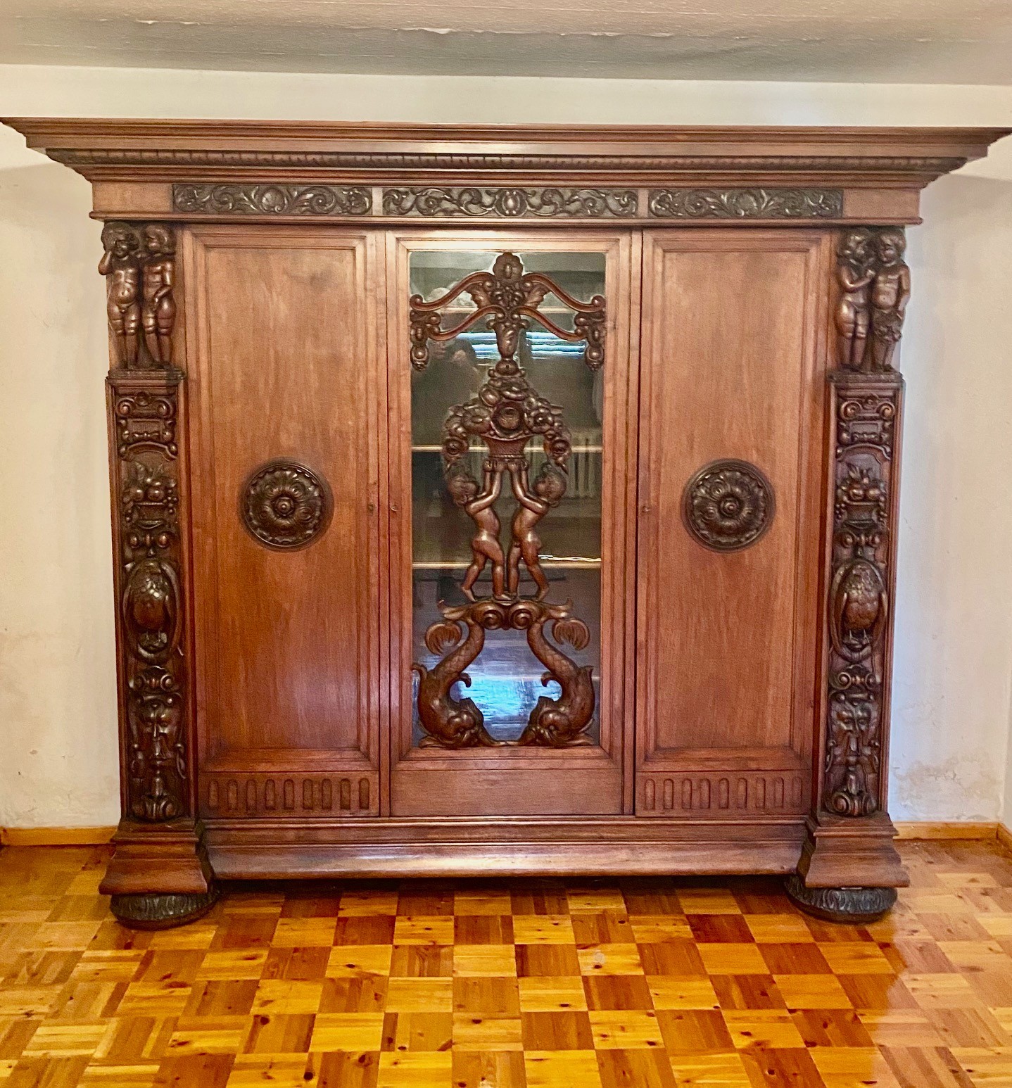 Prunk-Bücherschrank - Vitrinenschrank, Historismus um 1900, im Stil der Neo-R. — Ansicht 1