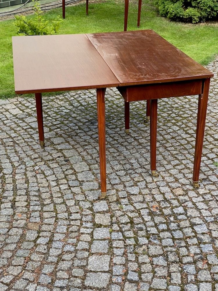 Großer Esstisch im Empire-Stil, vierteiliger Kombinationstisch, Mahagoni, Ende 19. Jh., Ansicht 3