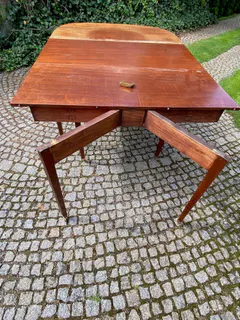 Großer Esstisch im Empire-Stil, vierteiliger Kombinationstisch, Mahagoni, Ende 19. Jh., Ansicht 5