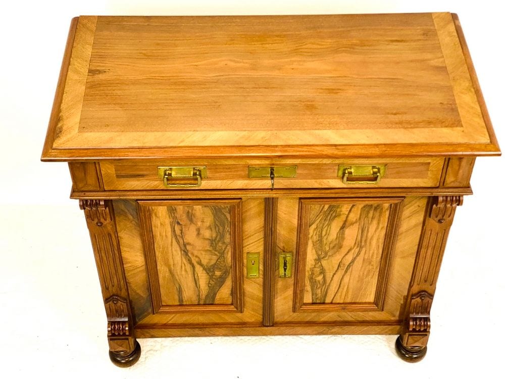 Gründerzeit-Halbschrank, Nussbaum, deutsch, um 1880, Ansicht 3