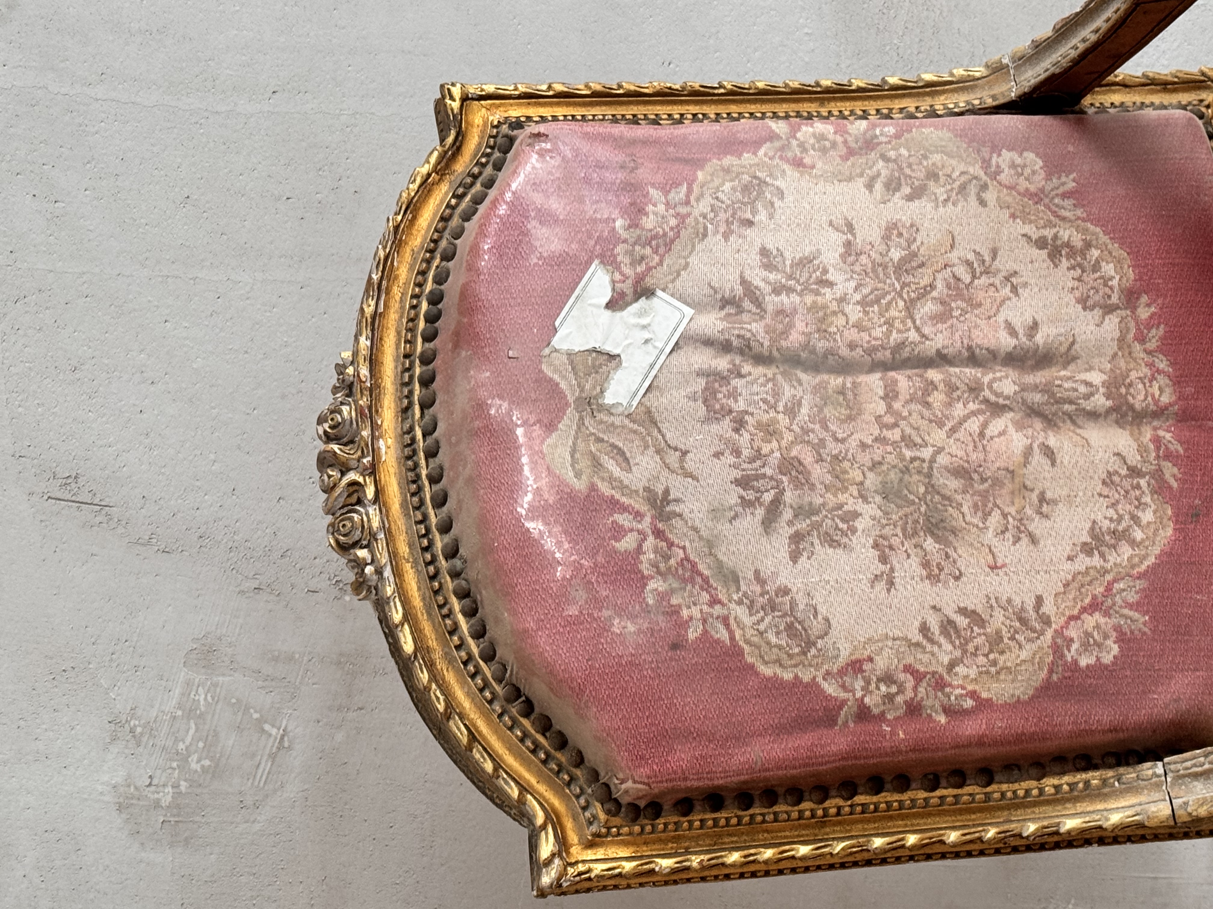 Paar Fauteuils im Louis-XVI-Stil mit Aubusson-Bezug — Ansicht 3