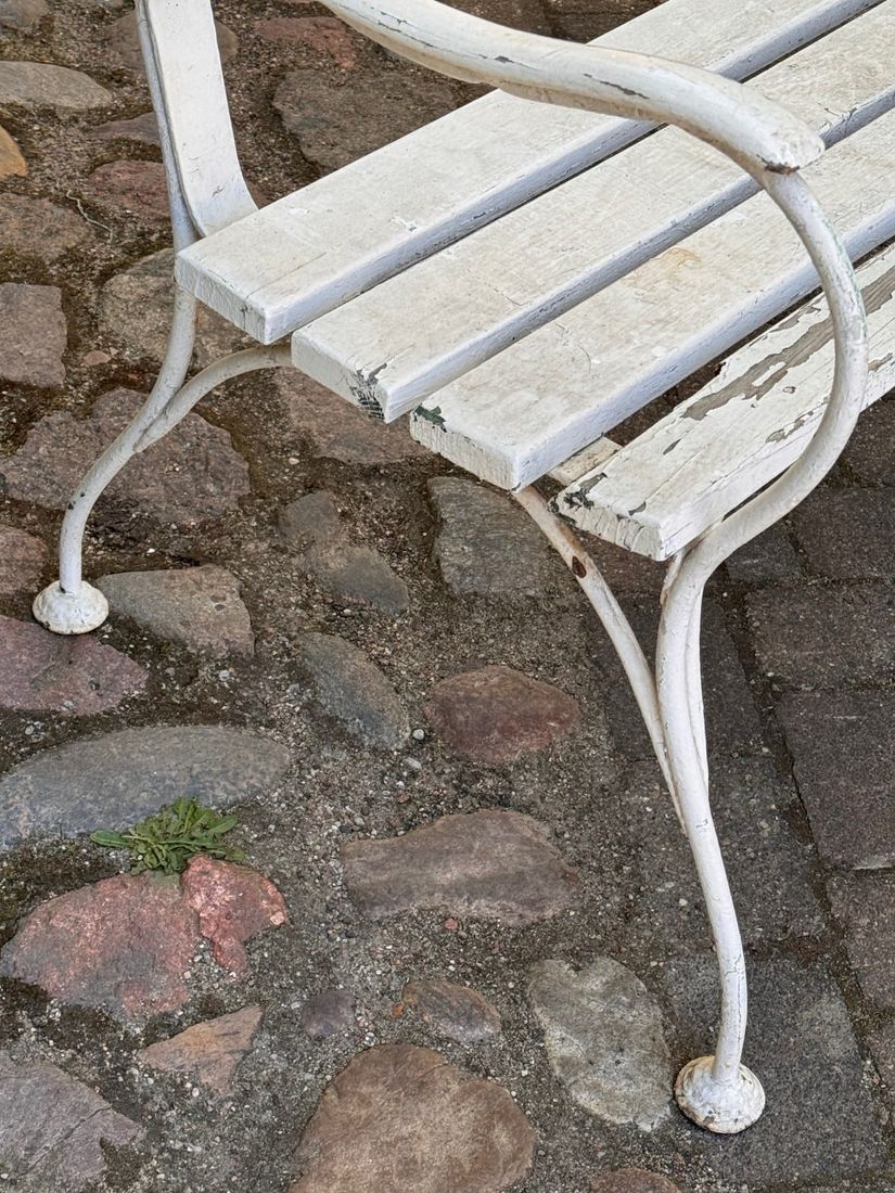 Antike Gartenbank im viktorianischen Stil, Frankreich, Anf. 20. Jhd. — Ansicht 2